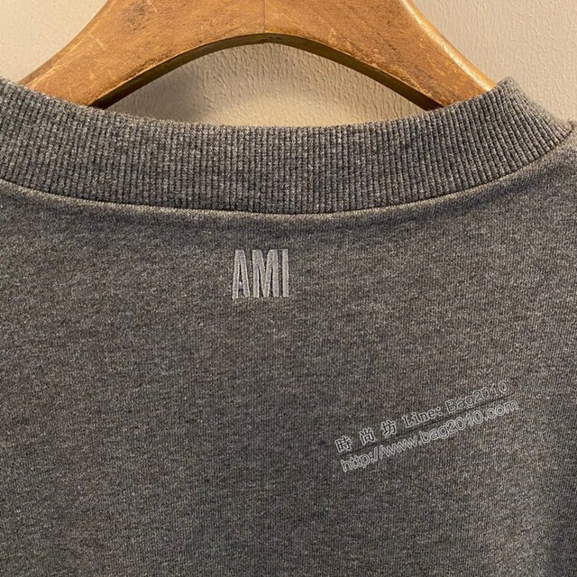 Ami專櫃2023FW新款章仔刺繡圓領衛衣 男女同款 tzy3028